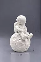 Custom Reusable 3D Astronaut on moon DIY Painting Kit-Set of 1