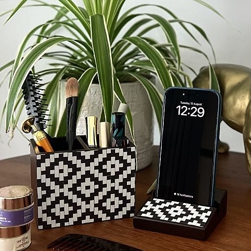 Chattai Black Utility Holder