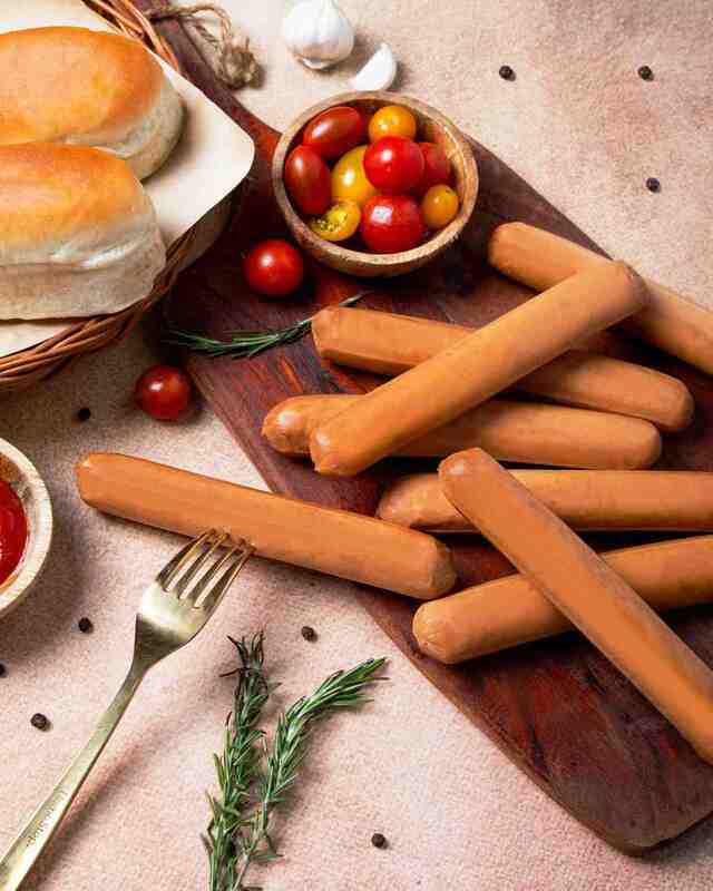 Chicken Smoked Frankfurters 1 Kg - Slice Of Pink