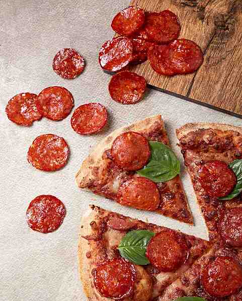 Chicken Smoked Pepperoni 500 Gms - Slice Of Pink