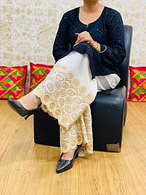 Chikan Kurti Zari Mastani-Black