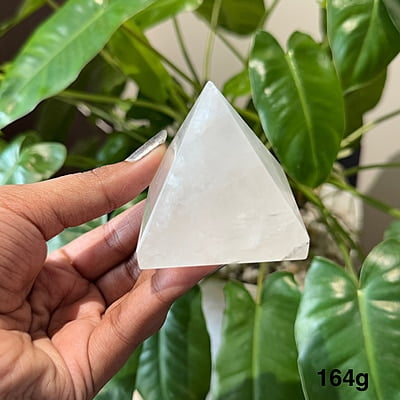 Clear Quartz Stone Pyramid Clear Quartz Stone Pyramid