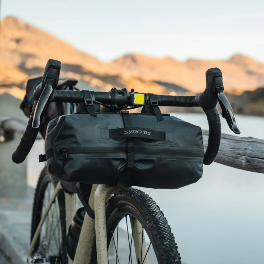 SYN Handlebar Bag Black/ One siz SYN Handlebar Bag Black/ One siz