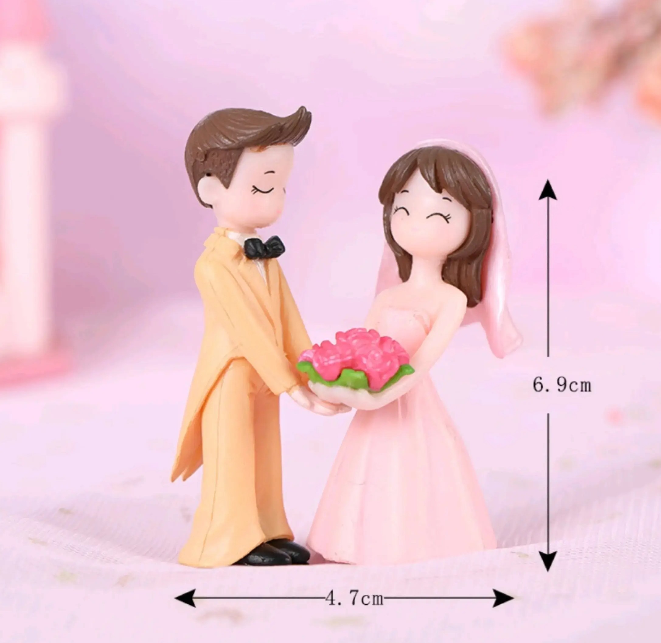Miniature Couple Propose Toy 01