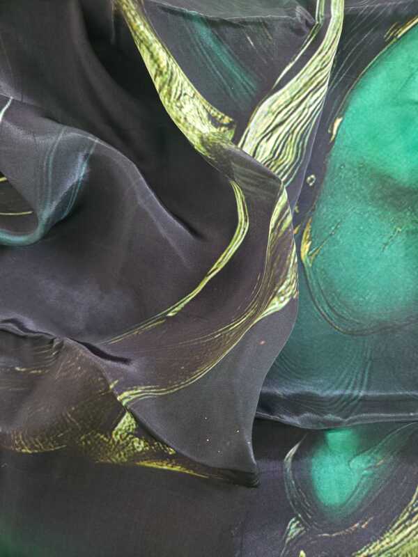 The Divine Aura Kurti