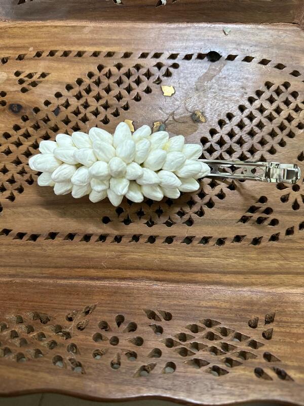 Artificial Flower clip 1