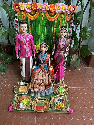 Half Saree Doll Set 3