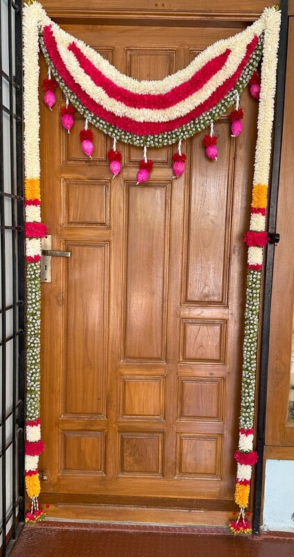 Cloth Garland Door set 1