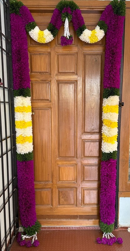 Cloth Garland Door Set 3