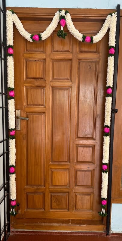 Cloth Garland Door Set 5