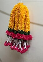 Cloth Garland With Veni