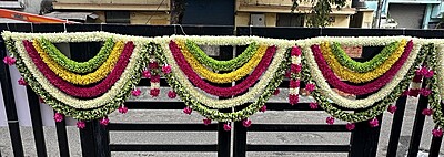 Top garland 2