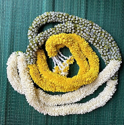 Cloth Garland With Plastic Jasmine