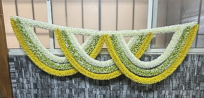 Top garland 6