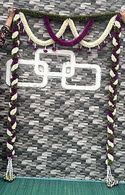 Braid Garland door set