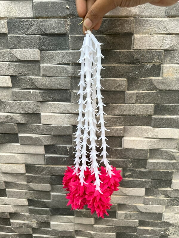 Decor Hanging with Cloth Hanging