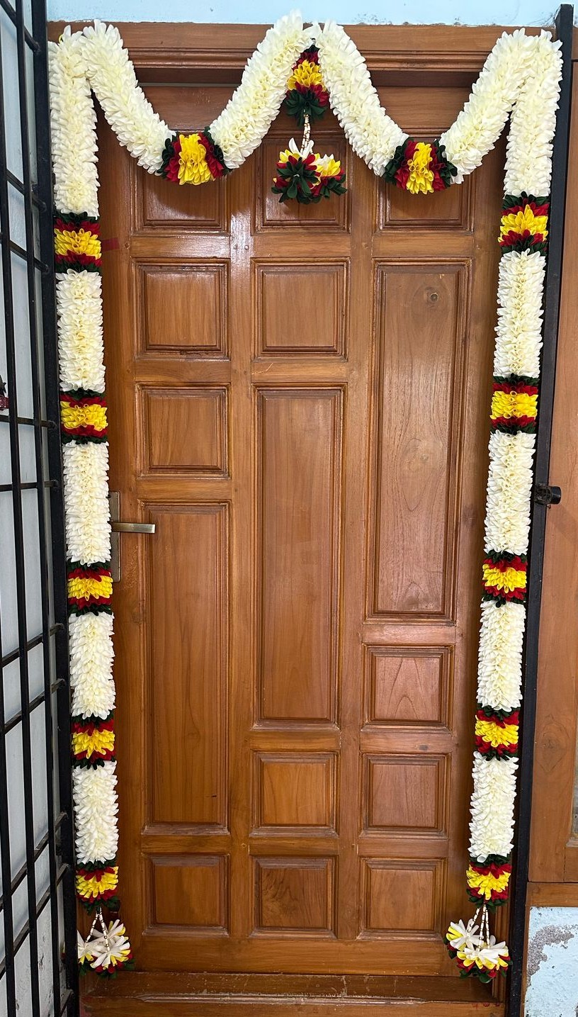 Cloth Garland Door Set 4