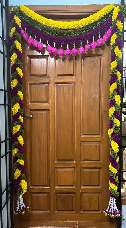 Cloth garland door set 6