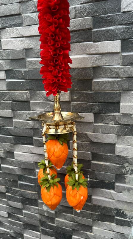 Brass lamp with bud hanging