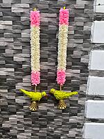 Cloth garland with parrot hangings