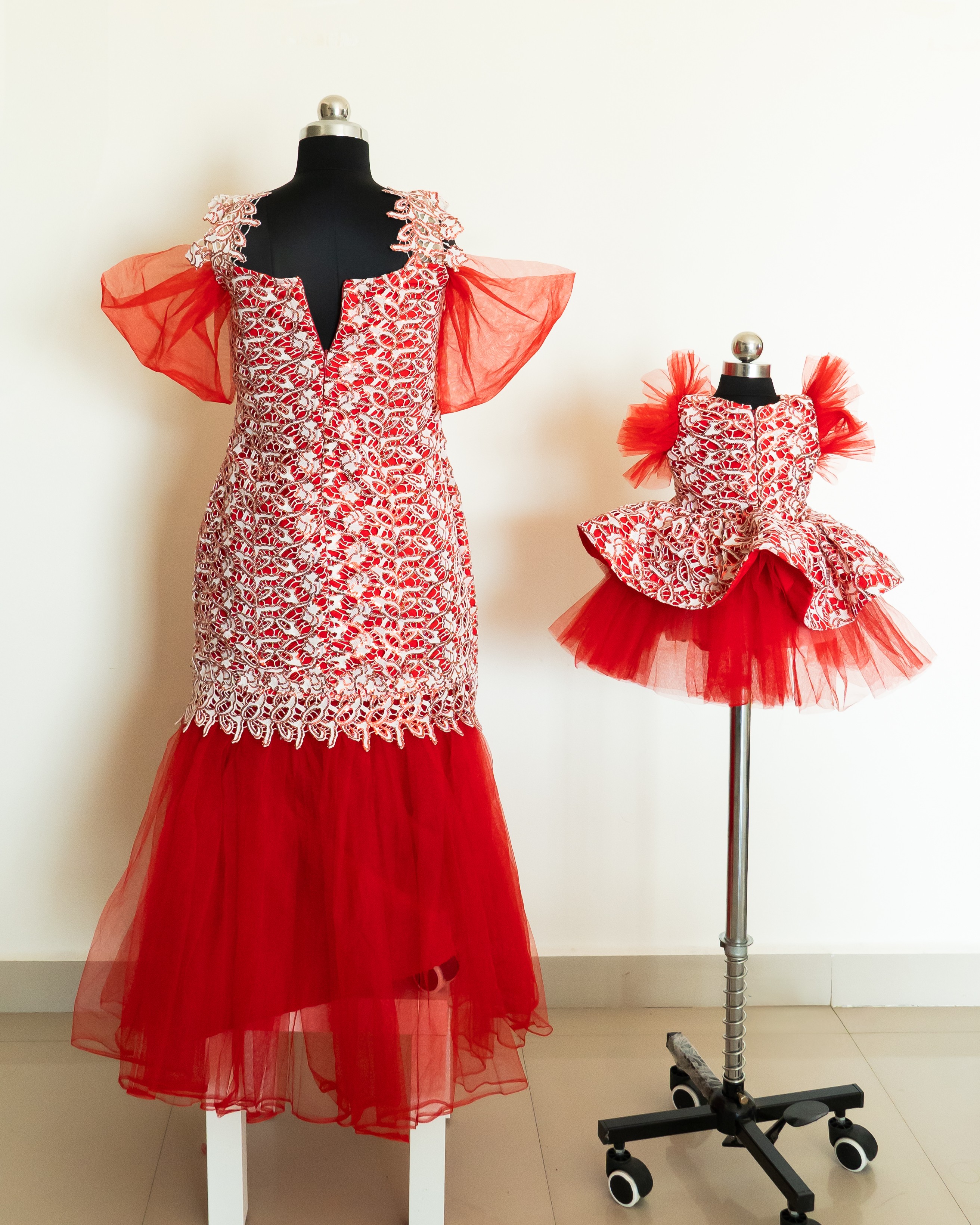 Royal Elegance Mother-Daughter Dress Set with Lace