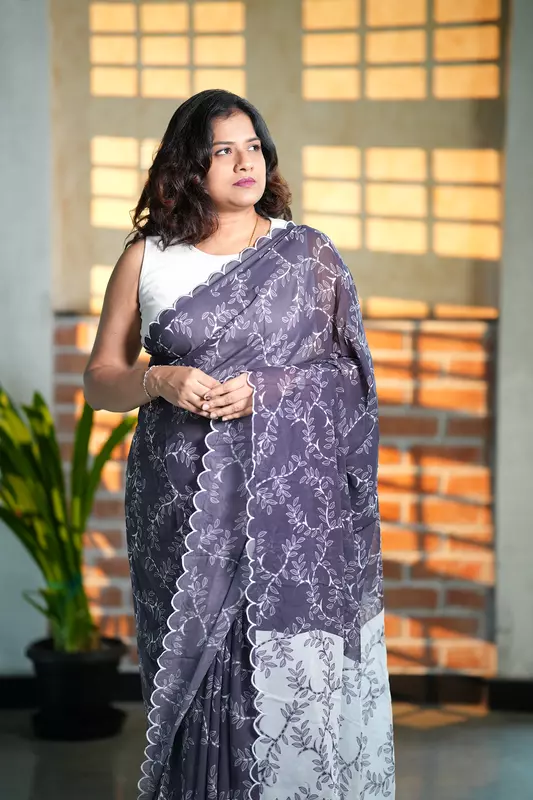 Women's Madhubani Printed Saree - Lavendar