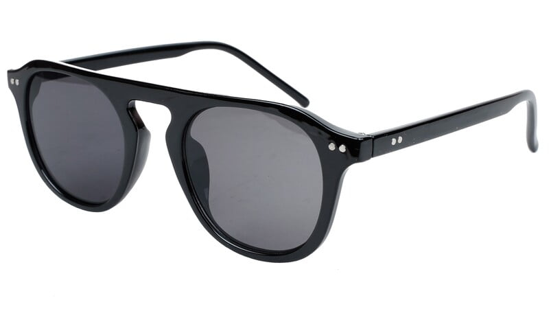 Unisex Medium Round Sunglass. Black Color Frame.