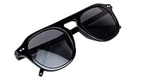 Unisex Medium Round Sunglass. Black Color Frame.