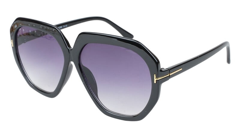 Female Oversized Sunglasses. Black Color Frame. Female Oversized Sunglasses. Black Color Frame.
