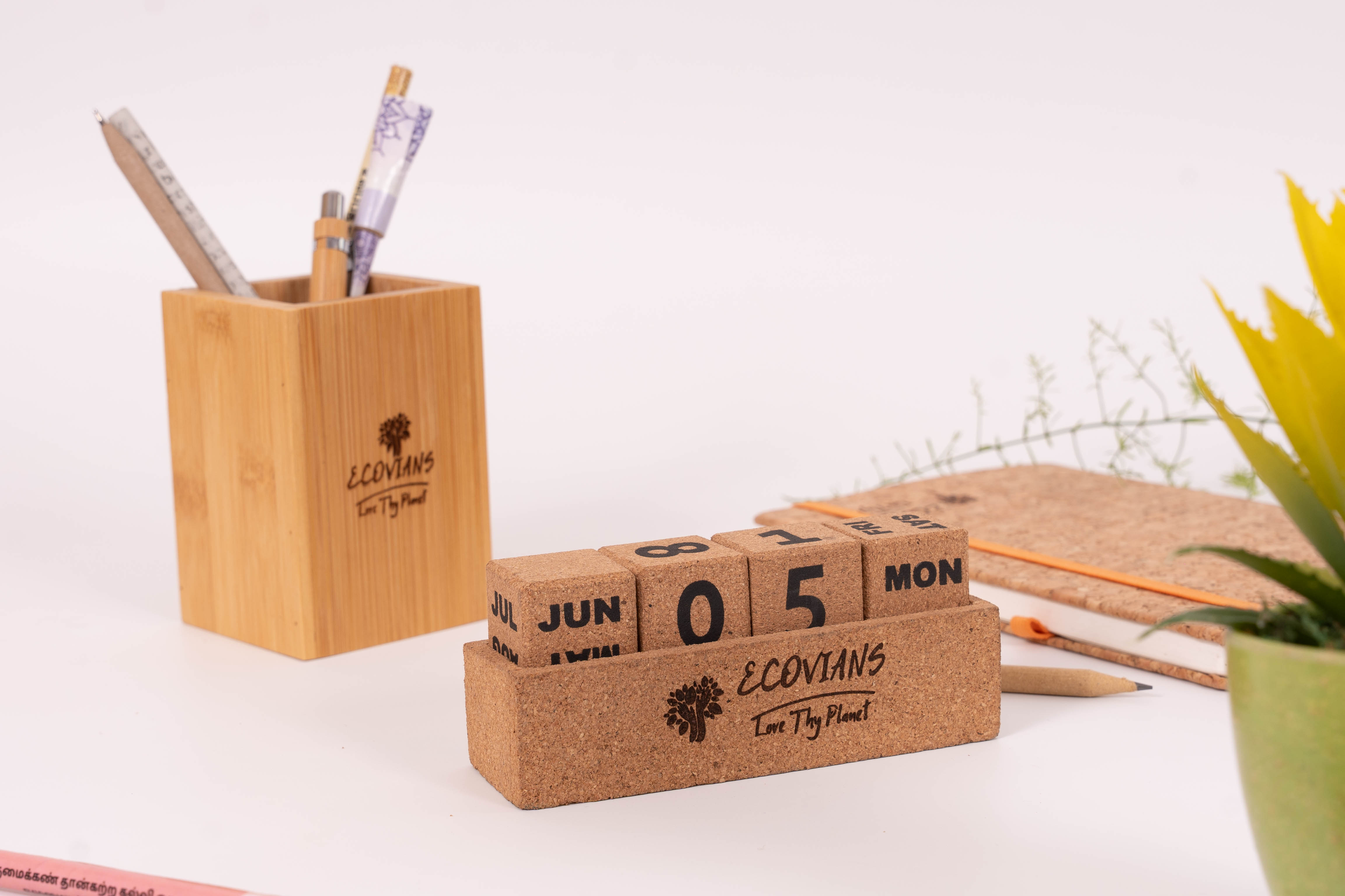 Cork Calendar 4 Cubes