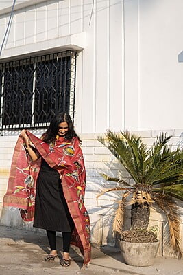 Onion pink pure Tassar Dupatta with hand block