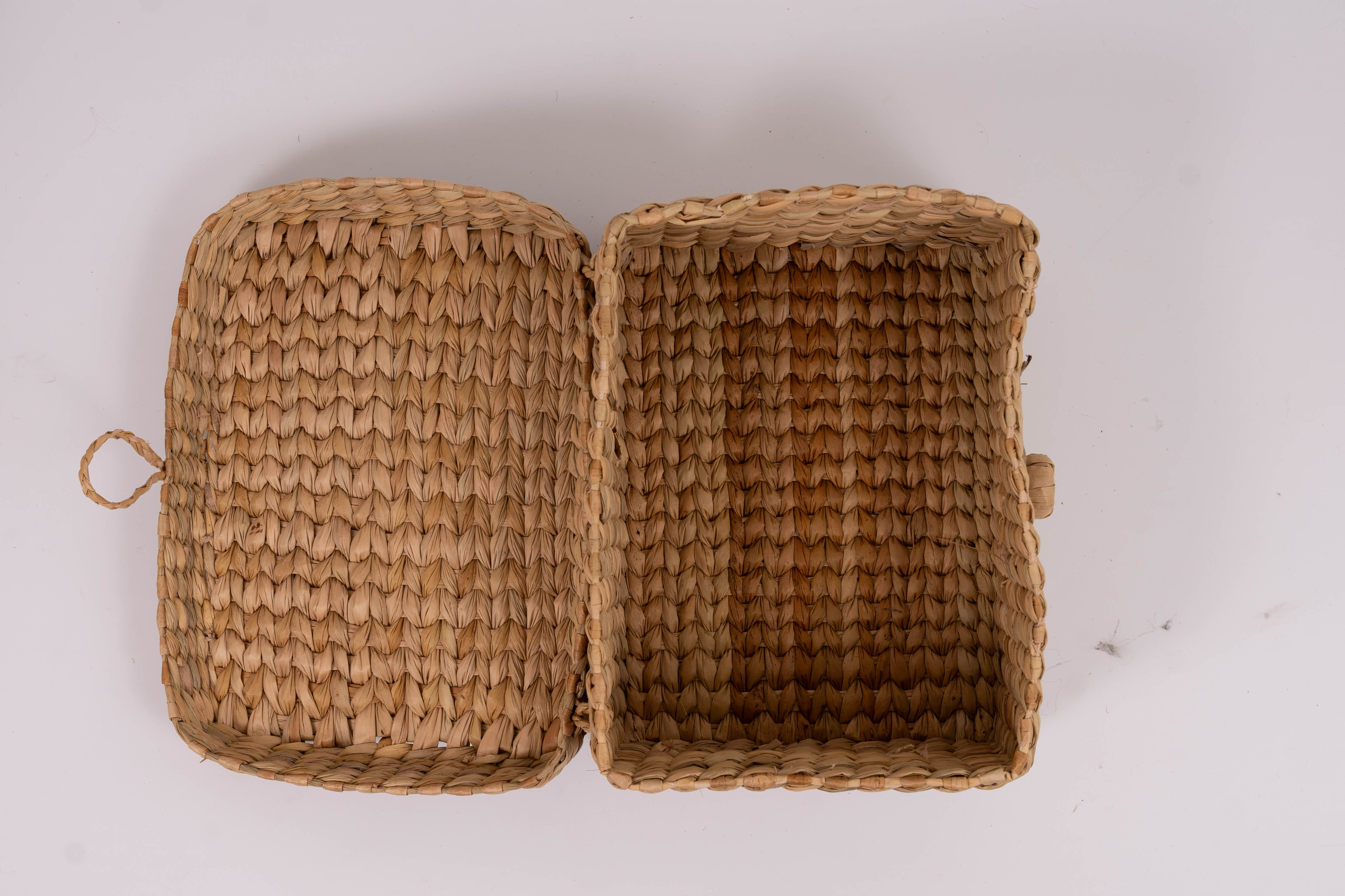 Kauna Basket with lid (8"*6"*4)