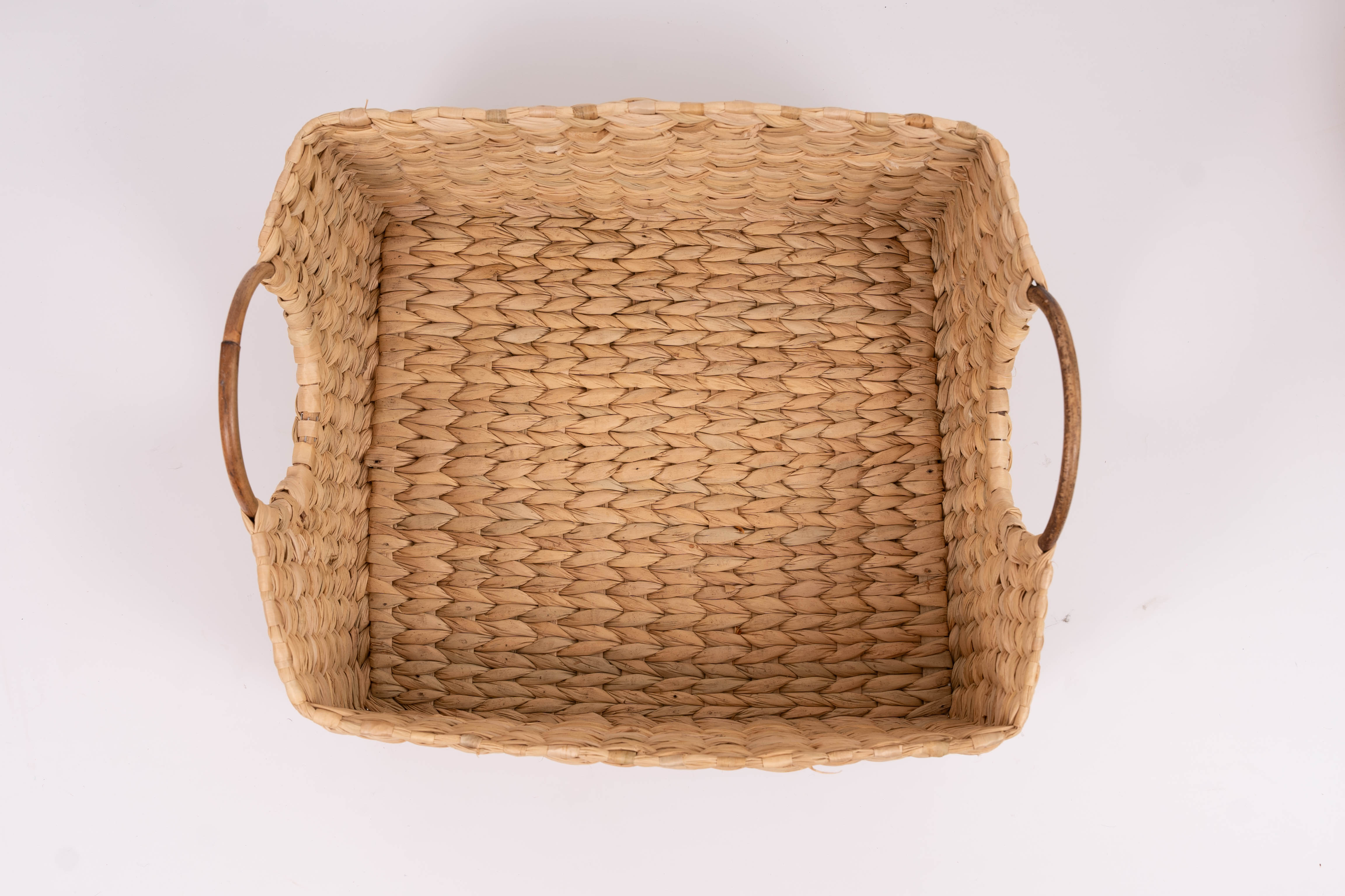 Kauna Hamper Tray with Kauna Handle