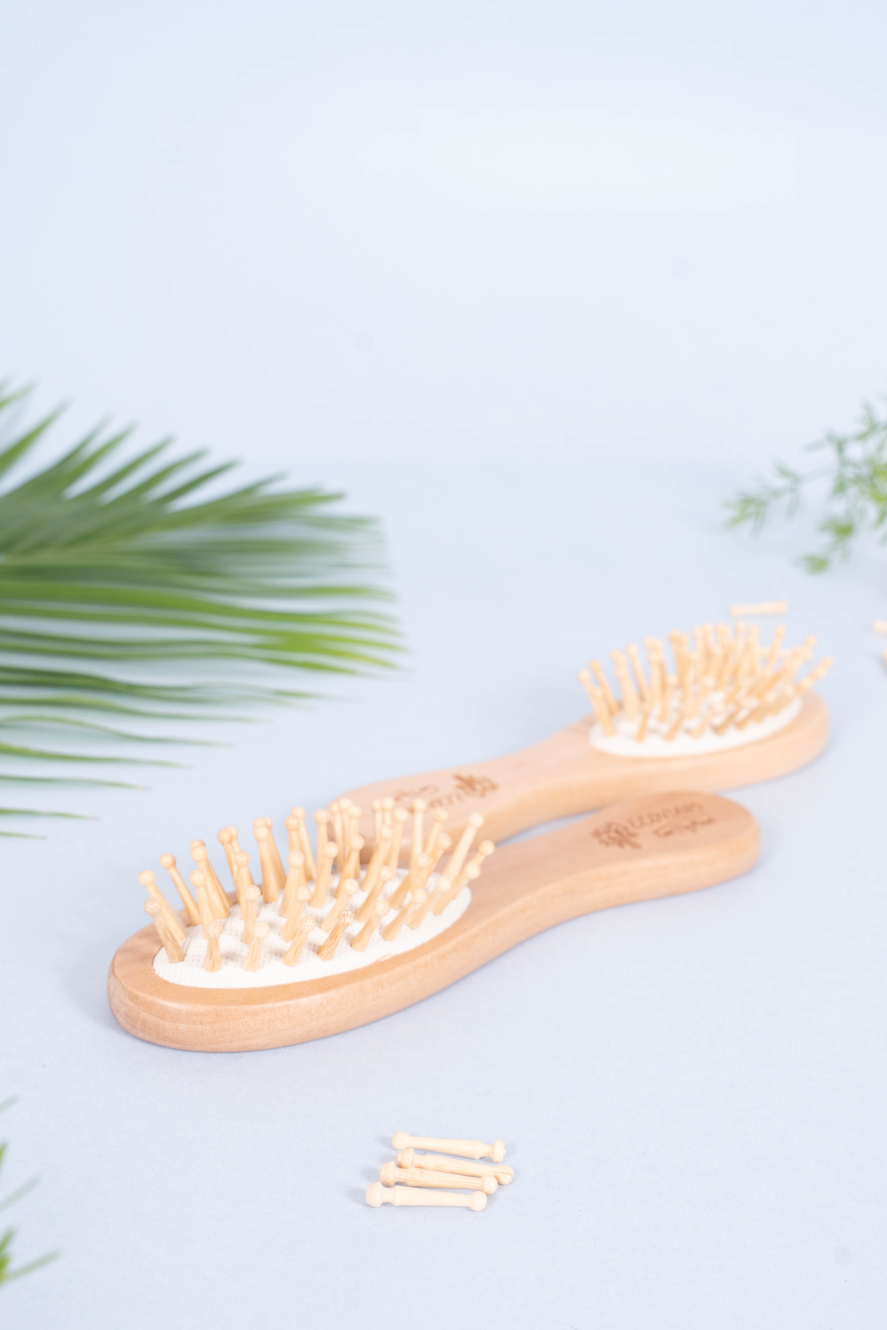 Bamboo Bristles Kids Paddle Hairbrush | Detangling Kids Hair Brush Comb| Natural Bamboo Bristles For Growth & Anti-Static Bamboo Bristles Kids Paddle Hairbrush | Detangling Kids Hair Brush Comb| Natural Bamboo Bristles For Growth & Anti-Static