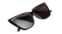 Soigné Female Oversized Cat Eye Sunglasses. Tortoise Print