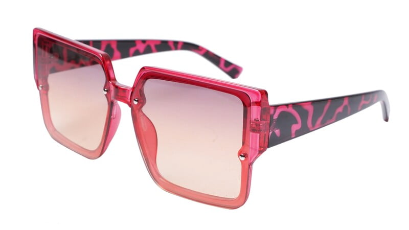 Soigné Female Oversized Square Sunglasses.Red Rim