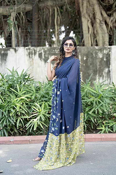 Women's Kalamkari Printed Saree - Navy Blue