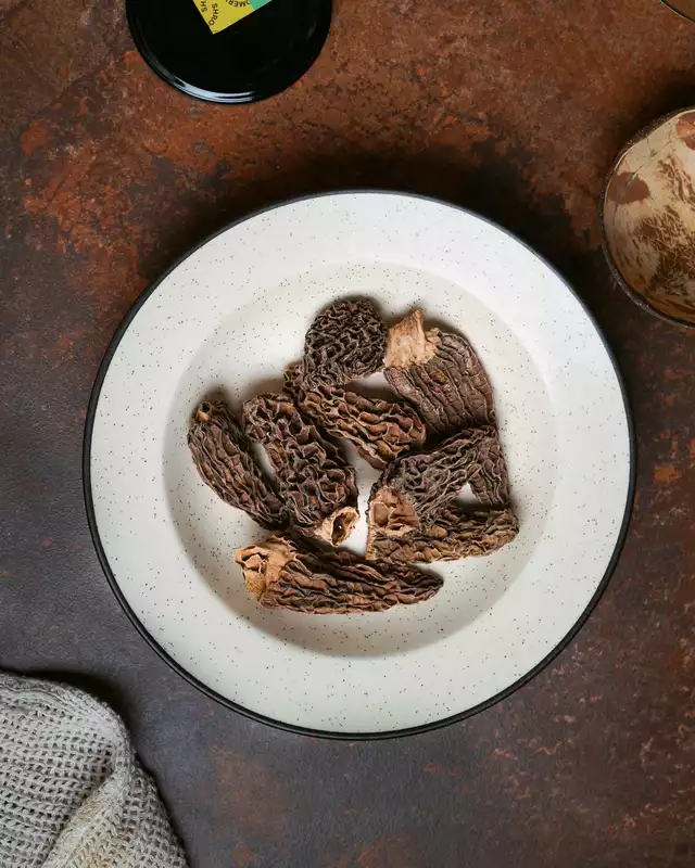 Dry Gucchi Mushroom Jumbo 25 Gms