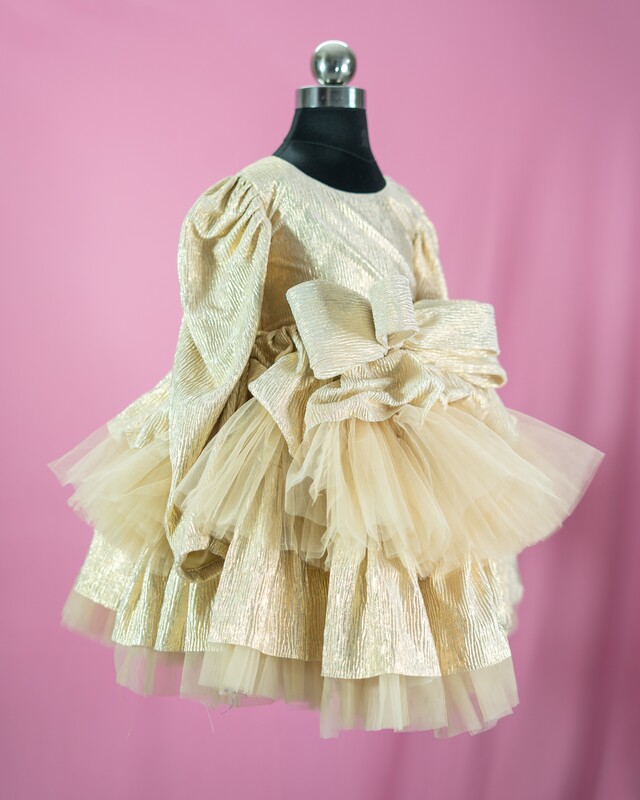 Golden Twirl Fantasy