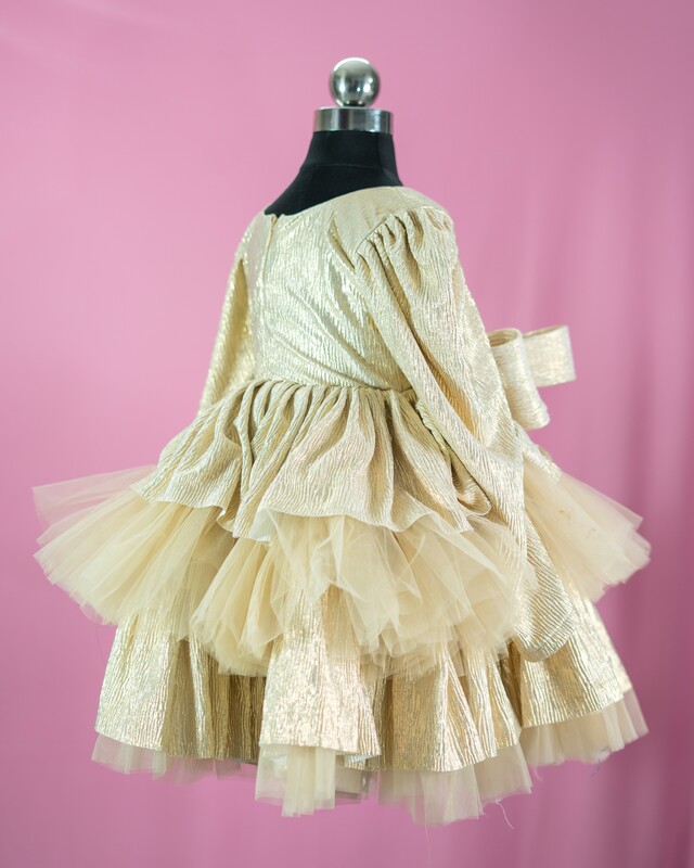 Golden Twirl Fantasy