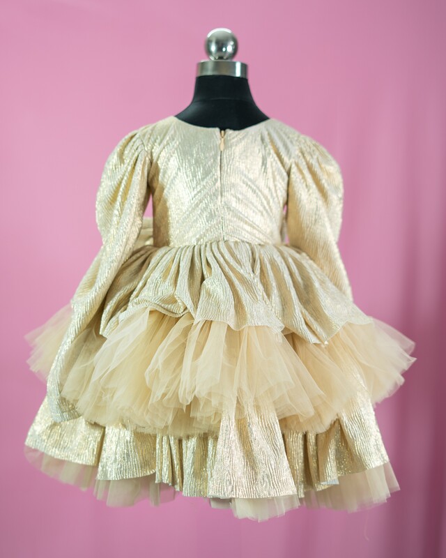 Golden Twirl Fantasy