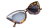 Soigné Female Large Cateye Sunglasses.Leopard Print Frame