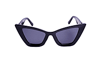 Soigné Female Oversized Cat Eye Sunglasses.Glossy Black Color Frame