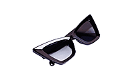 Soigné Female Oversized Cat Eye Sunglasses.Glossy Black Color Frame