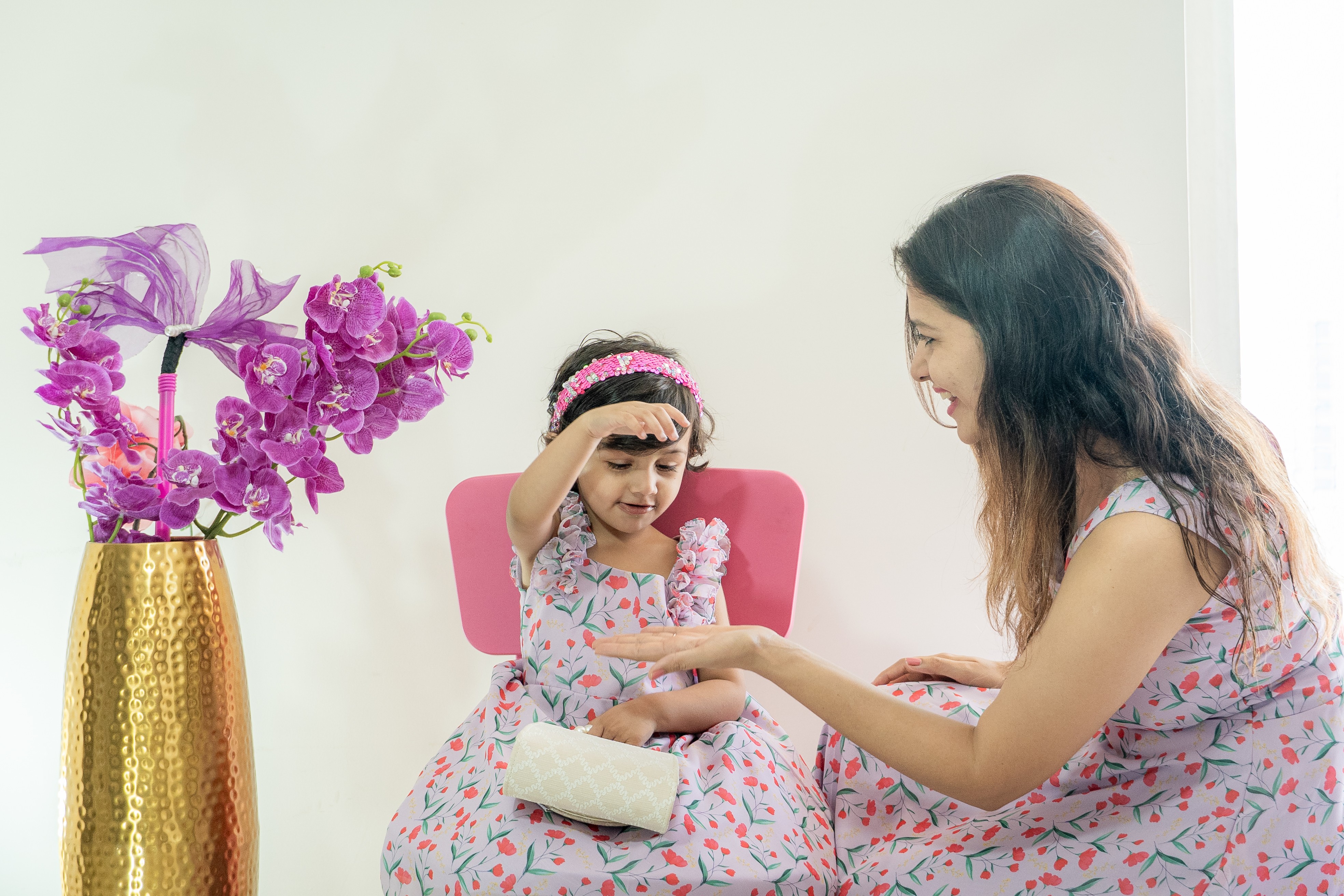 Lilac Blossom Mother-Daughter Dress Set with Charming Bow Accent