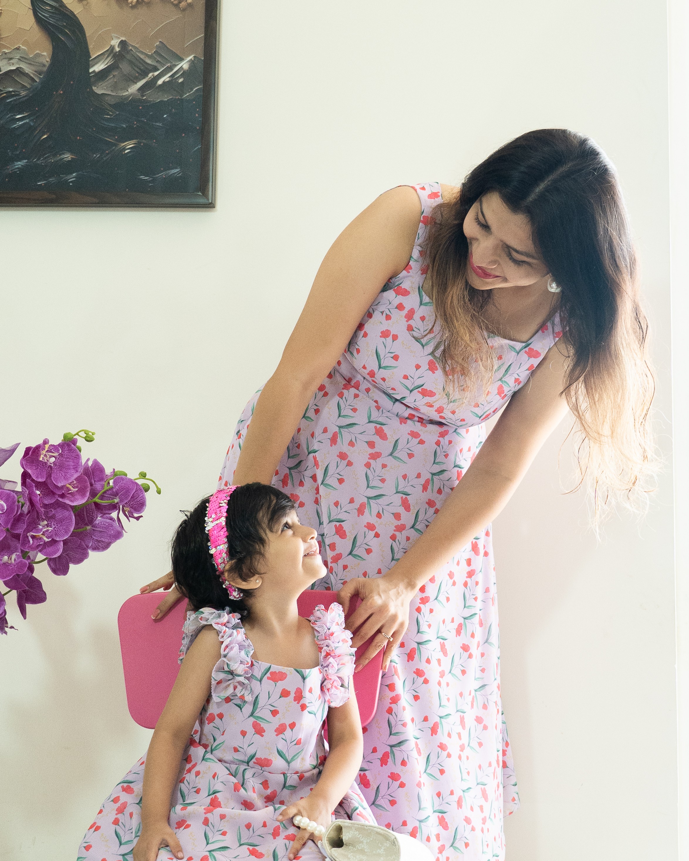 Lilac Blossom Mother-Daughter Dress Set with Charming Bow Accent