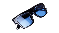 Soigné Unisex Oversized Square Sunglasses.Glossy Black