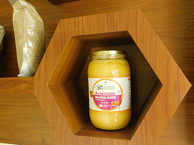 Gir Gold – 1 litr. Pure Desi Cow A2 Bilona Ghee, Traditional Bilona Process (A2 Ghee, Premium Quality)