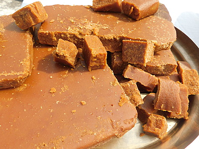 Date Palm (Khajur) Jaggery Cake/Nolen Gur Patali- 1 Kg. (100% Chemical Free, No Preservative)Dispatched Time 15-20 days