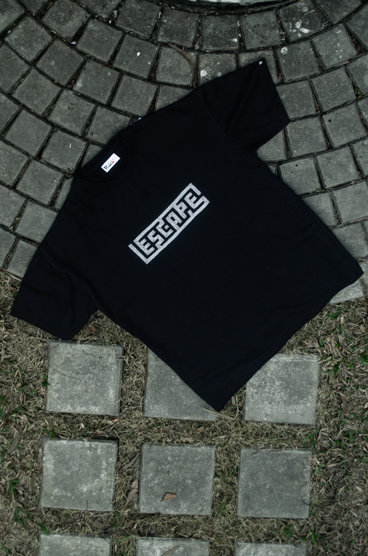 ESCAPE KANTHA T-SHIRT